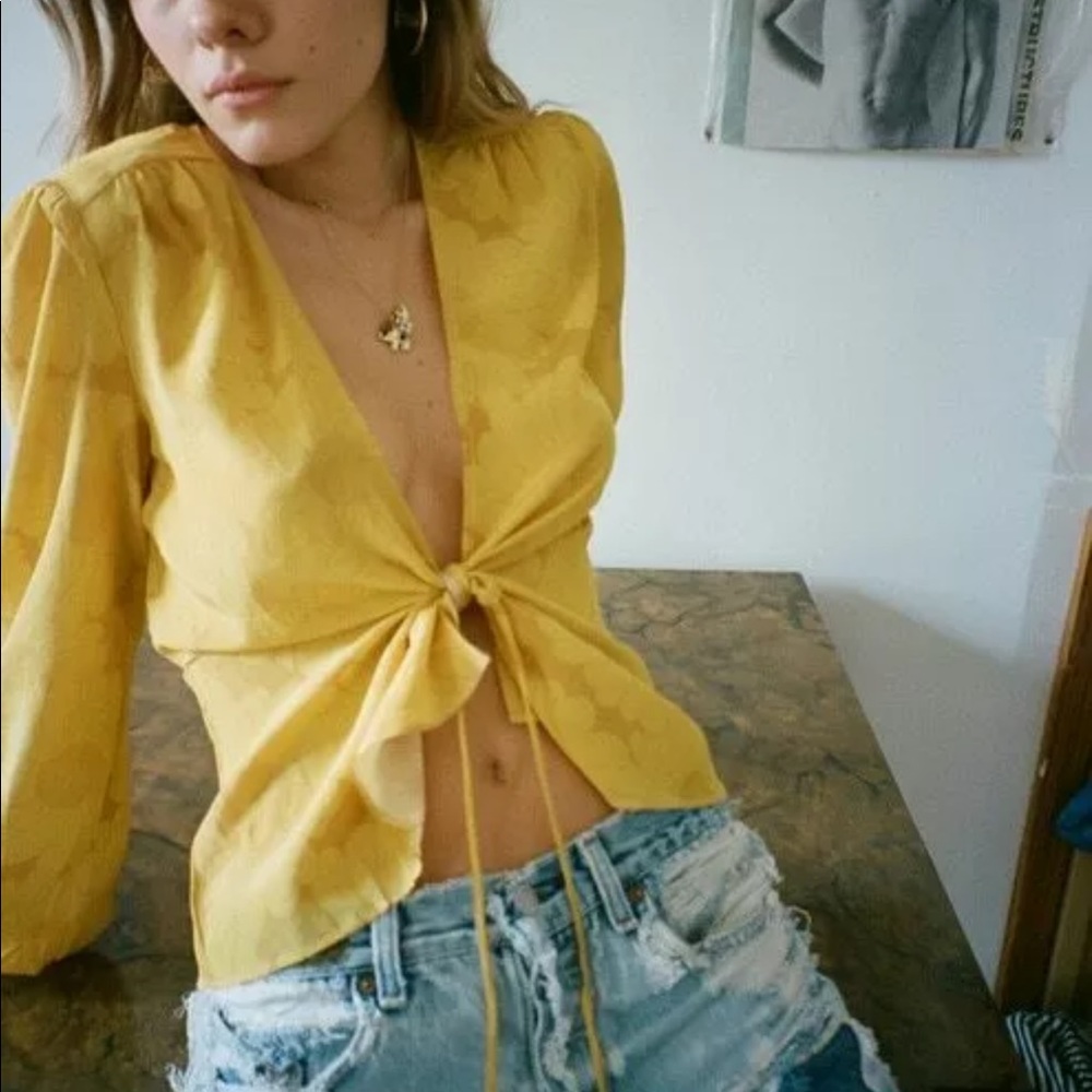 Realisation par Stevie top in sunflower